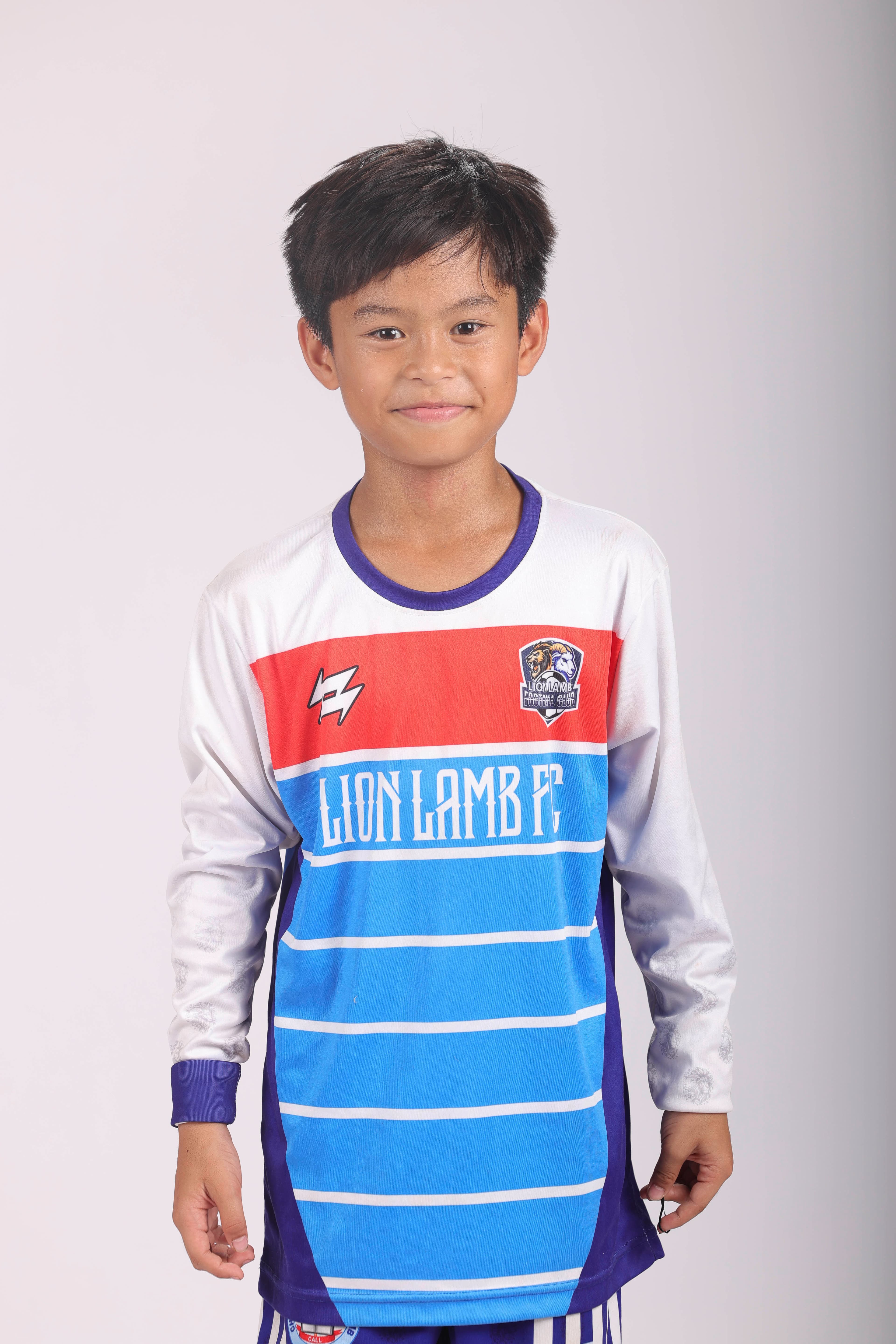 MALE PLAYER 19