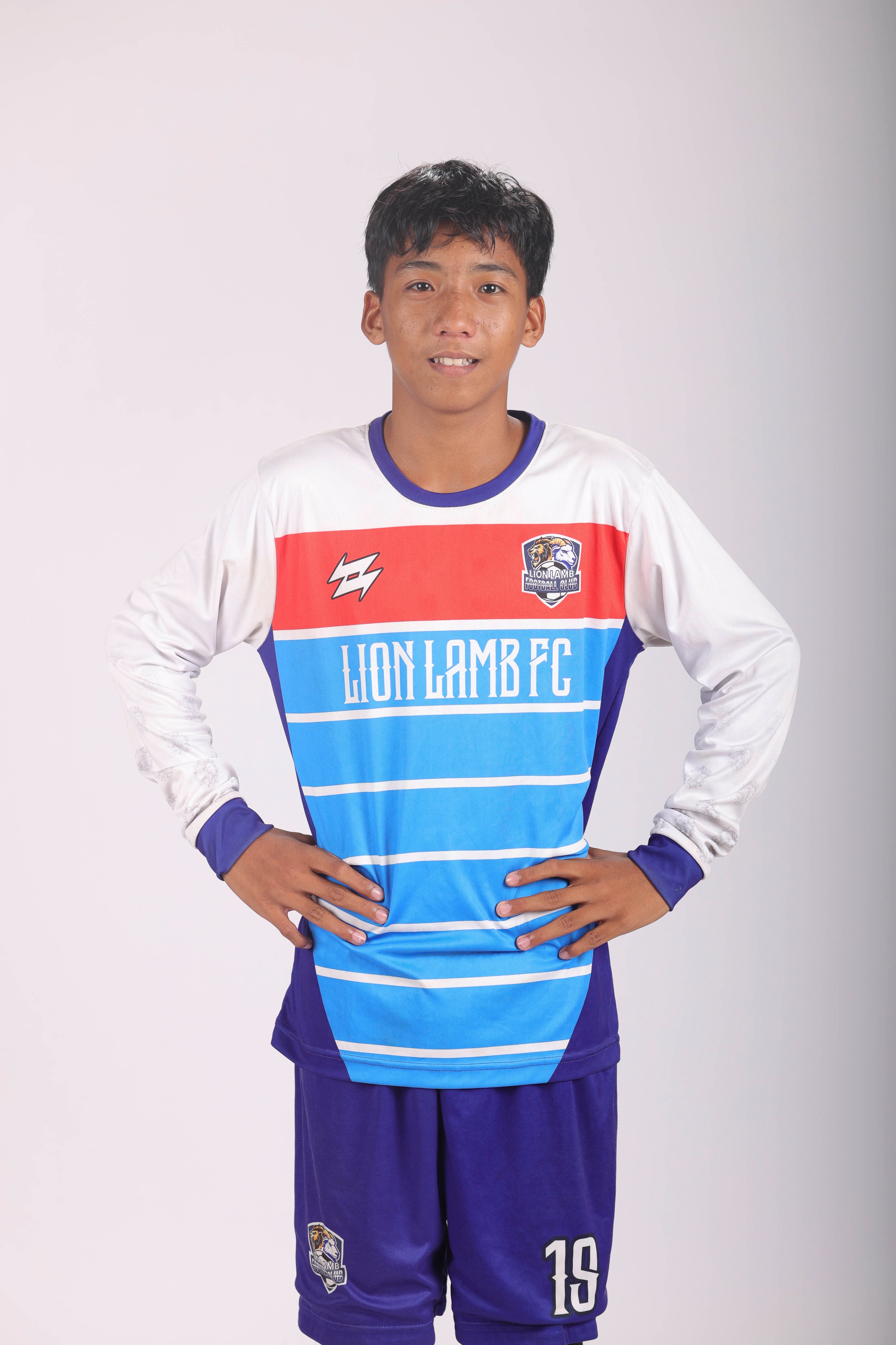 MALE PLAYER 3